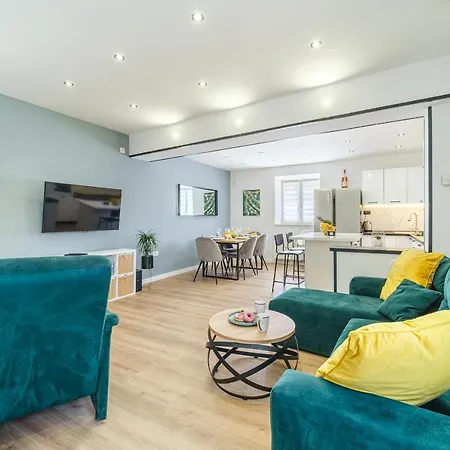 Kuca Za Odmor Ink * Nerezisca