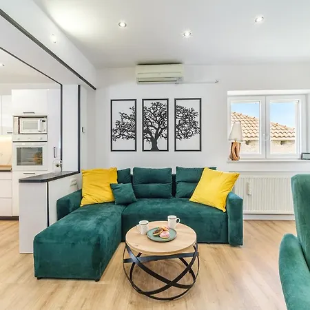 Kuca Za Odmor Ink Semesterbostad Nerezisca